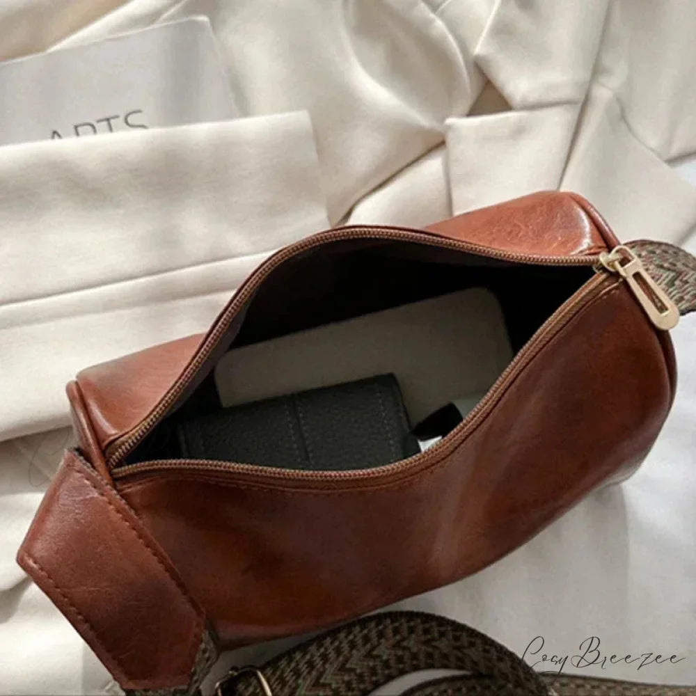 Vintage Wide Strap Crossbody Shoulder Bag shoulder-250126