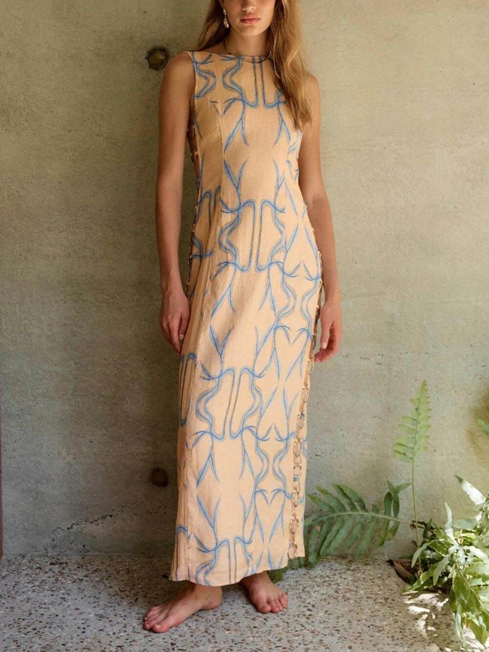 Signature Printed Hoop-Embellished Charming Sleeveless Midi Dress