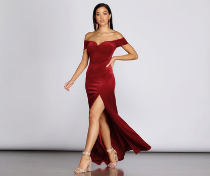 Shania Formal Stylish Velvet Sweetheart Dress