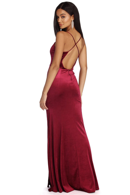 Viviana Formal Velvet Charming Open Back Dress