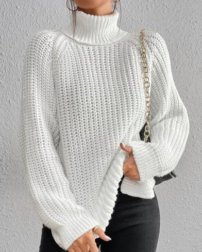 sleeves with raglan sweater and Turtleneck slit