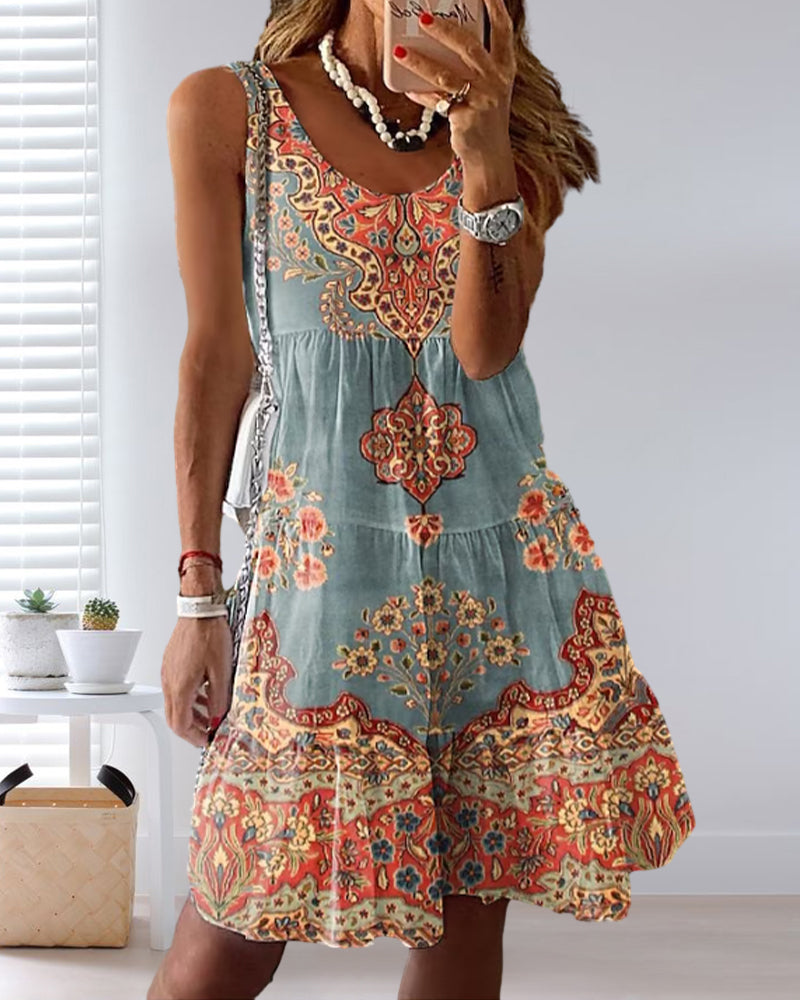 Sleeveless dress with floral print