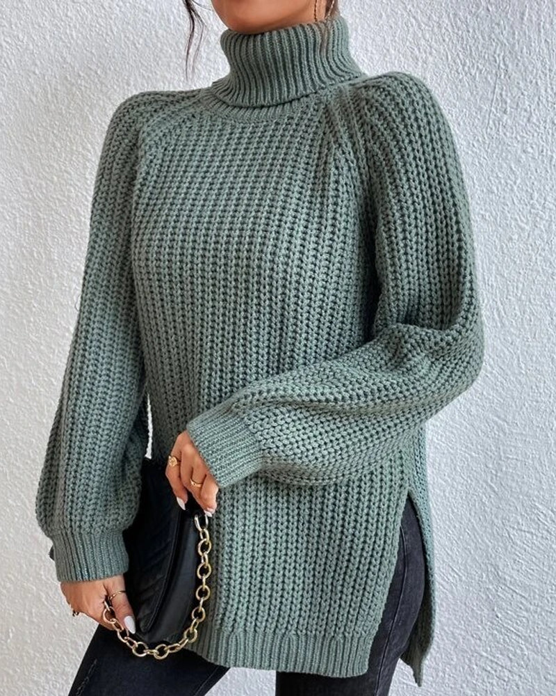 sleeves with raglan sweater and Turtleneck slit