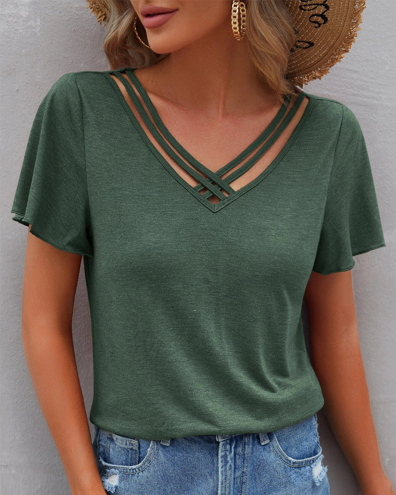 T-shirt in Solid Cut Out Color