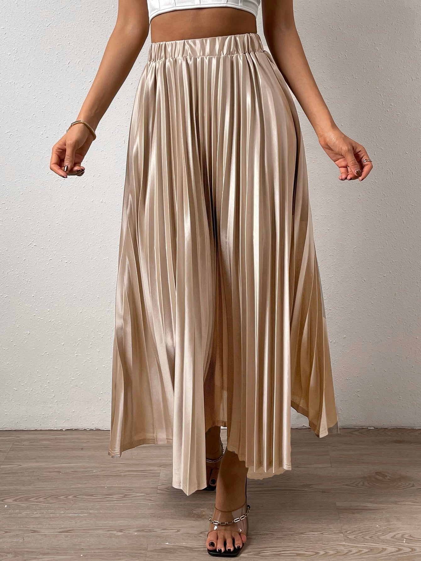 Solid Elastic Waist Pleated Skirt