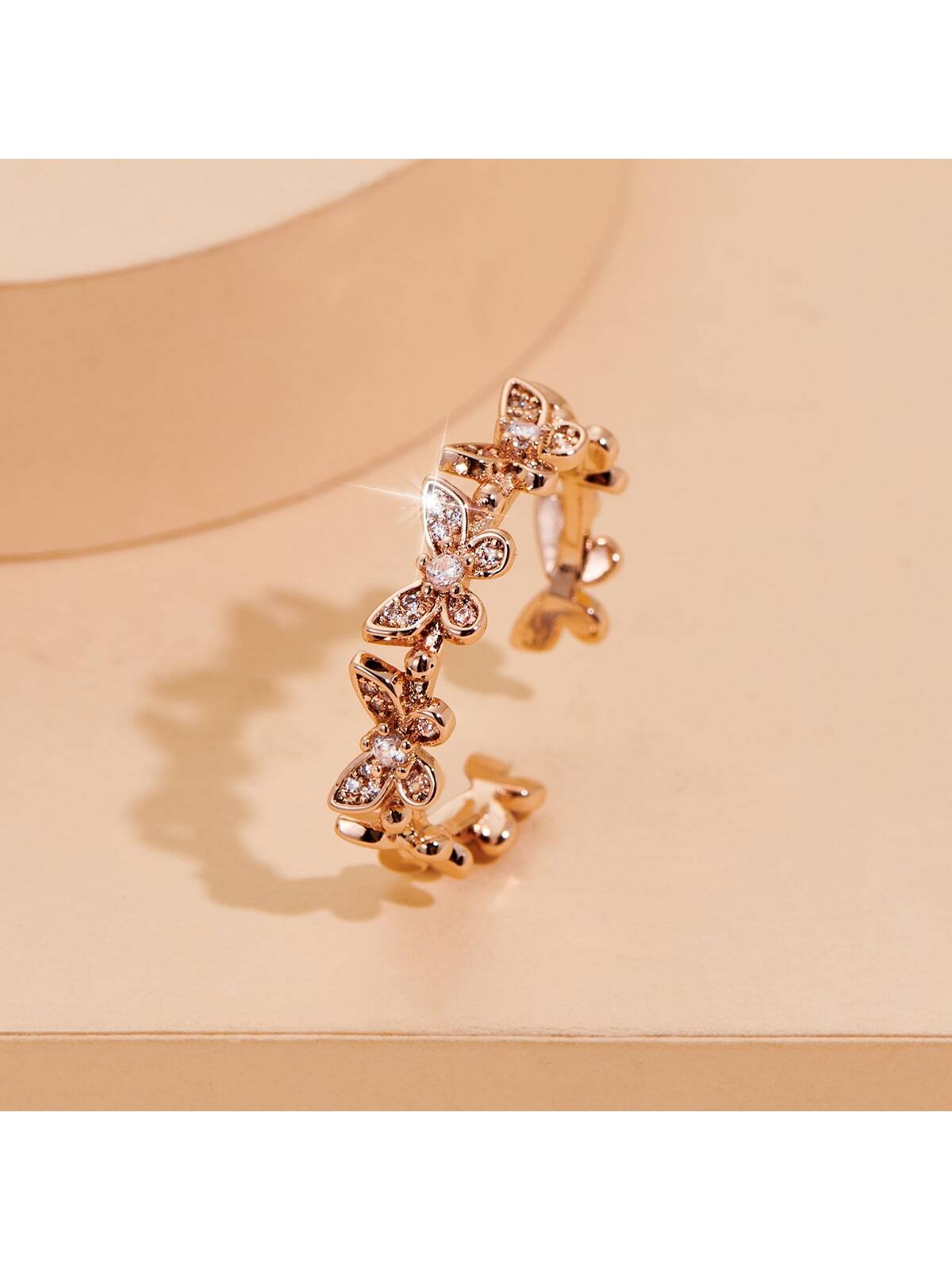 Rhinestone Butterfly Decor Cuff Ring