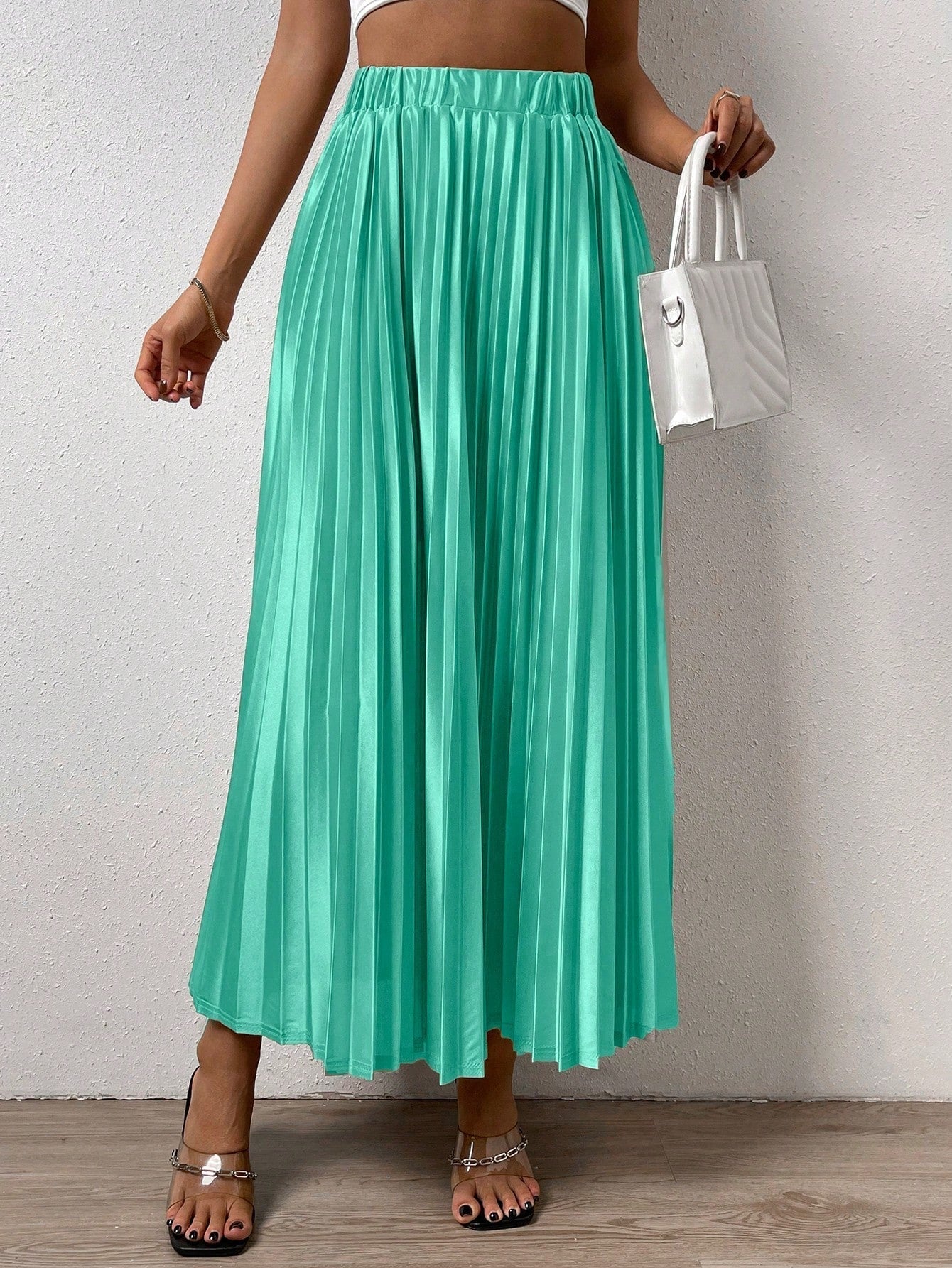 Solid Elastic Waist Pleated Skirt