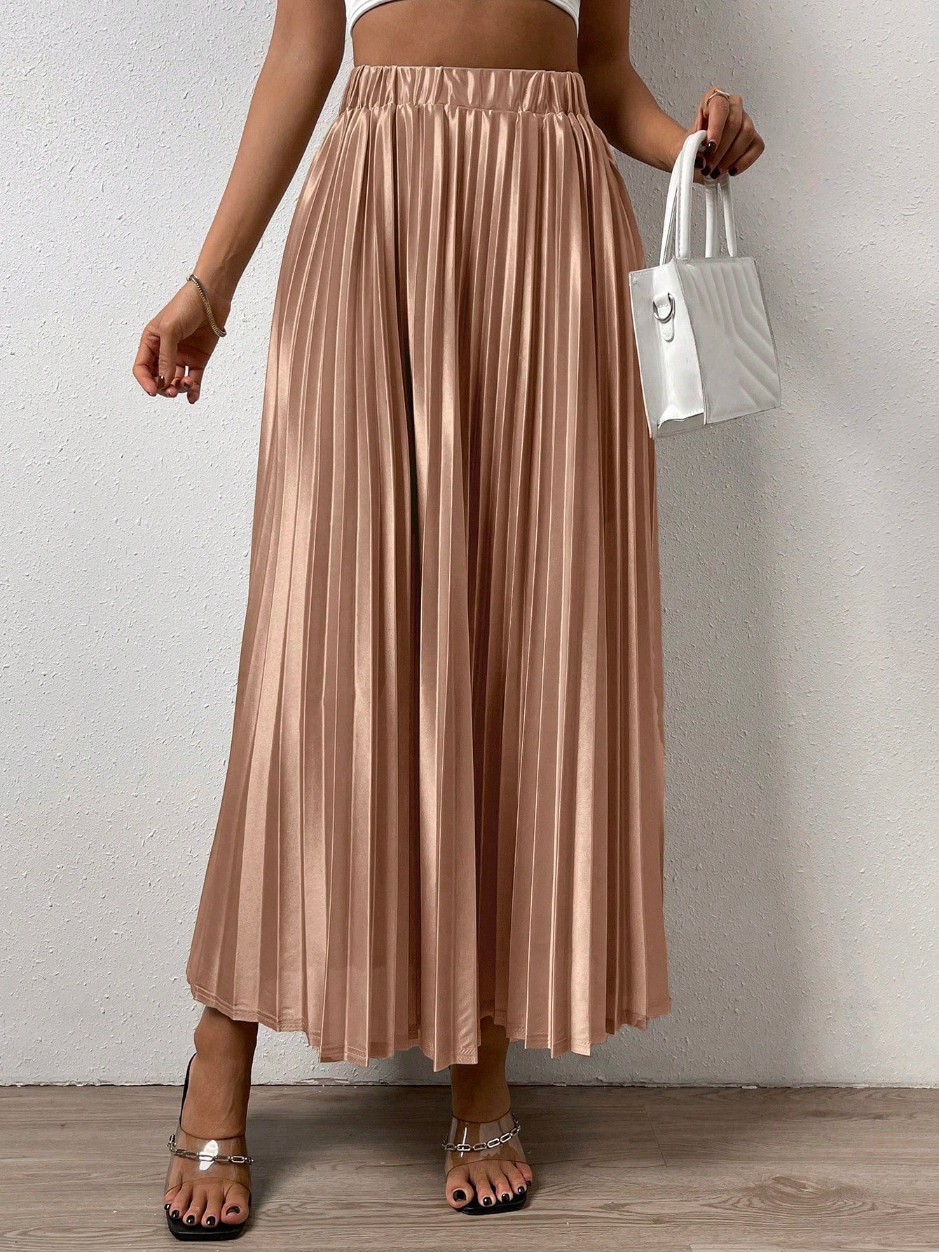 Solid Elastic Waist Pleated Skirt