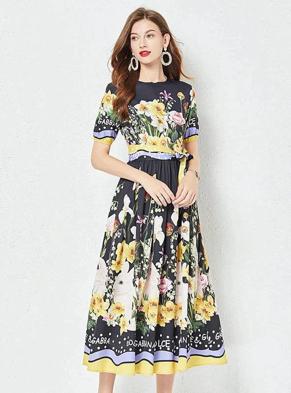 Vintage Short-Sleeve Printed Dress with Round Neck