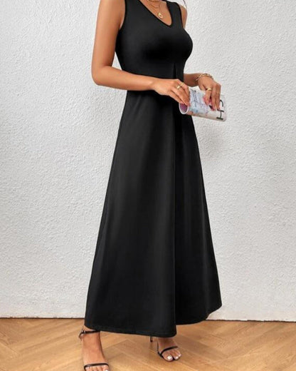 Solid color V-neck maxi dress