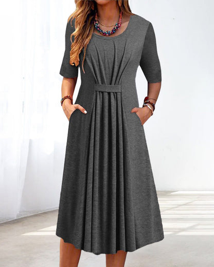 Round neck dress with half sleeves