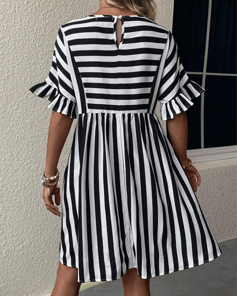 Striped Print A-Line Dress with Round Neck