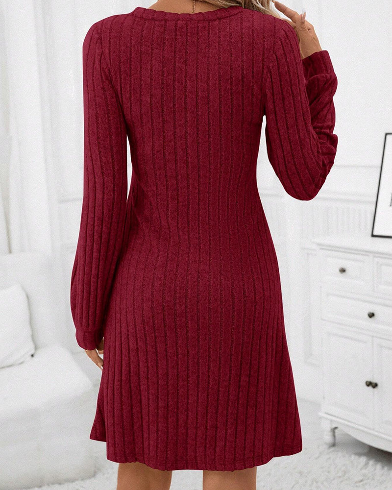 Ribbed V-neck Dress in Solid Color