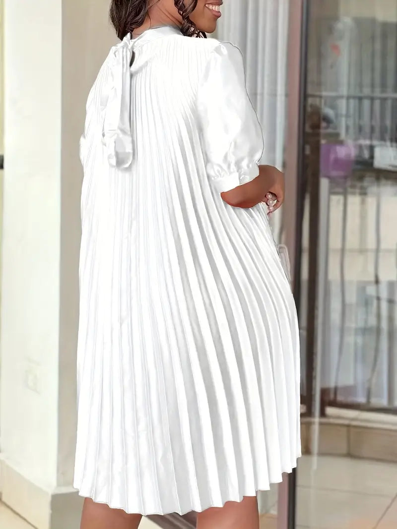 White Pleats Dress - Casual Short Sleeve Crew Neck