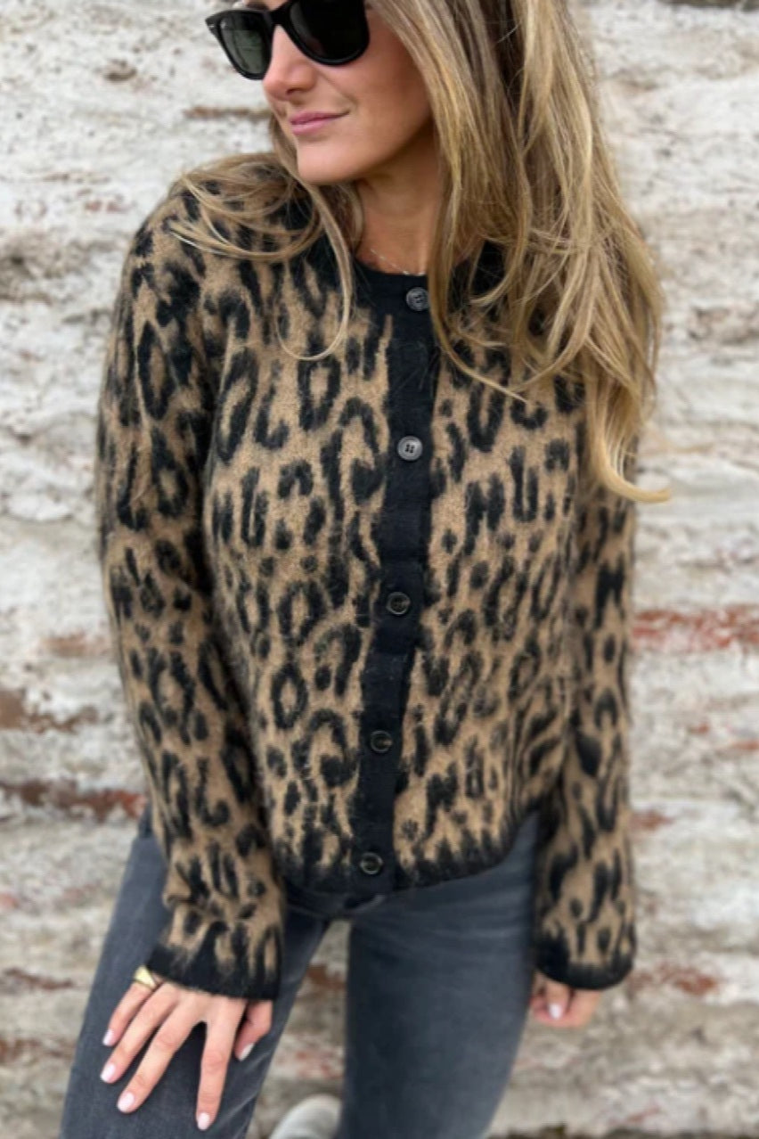 Soft Knit Cropped Leopard Cardigan