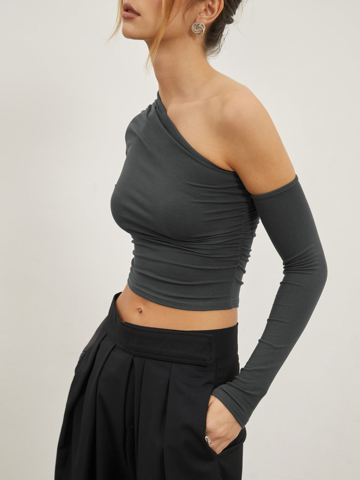 Asymmetric Sleeve Graceful Ruched Crop Shirt