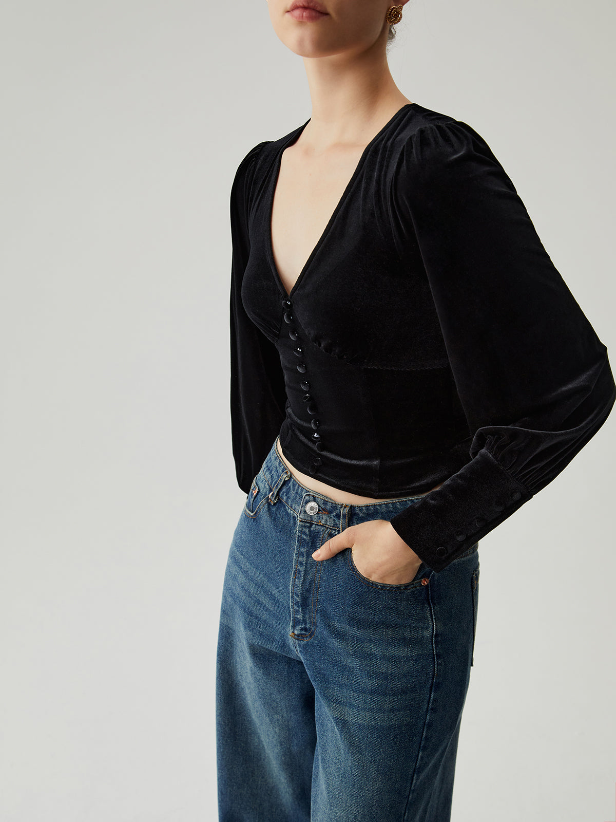 Cosybreezee - Velvet Buttoned V-neck Long Sleeve Crop Top