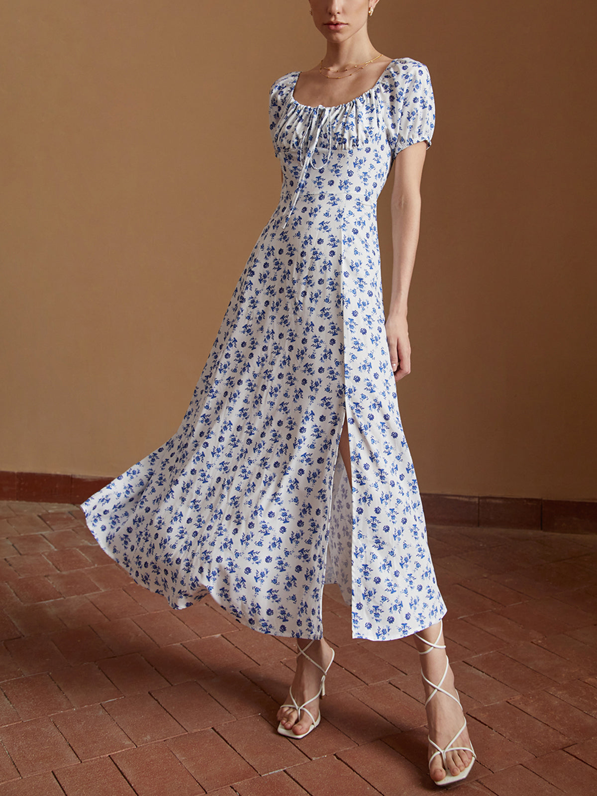 Cosybreezee - Floral Knotted Split Long Dress