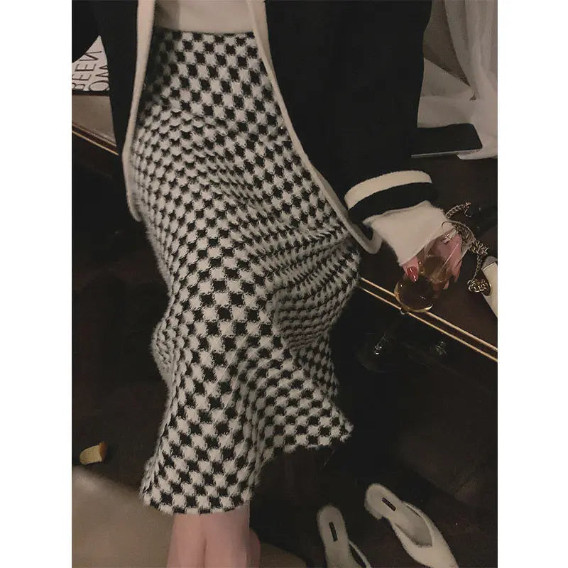 Black White Thousand Bird Plaid Thickened High Waisted Knitted A-Line Skirt