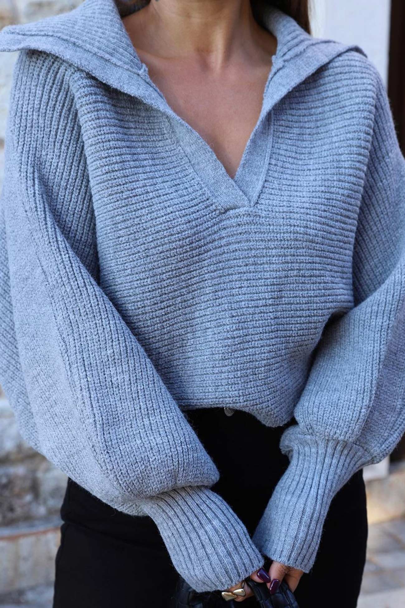 V Neck Puff Sleeve Sweater with Lapel