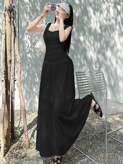 Scoop Neck Bodycon Maxi Dress in Black