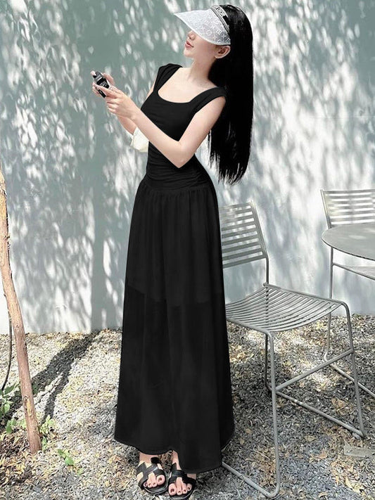 Scoop Neck Bodycon Maxi Dress in Black