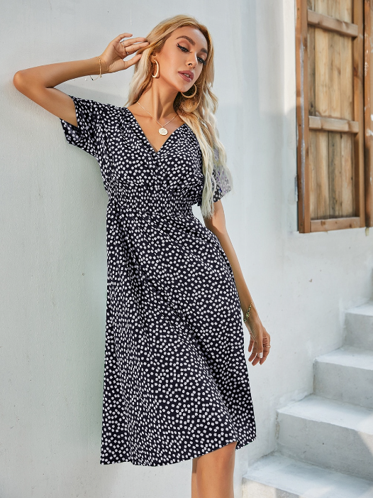 V-Neck Chiffon Long Short-Sleeved Casual Coastal Robe A-Line Dress