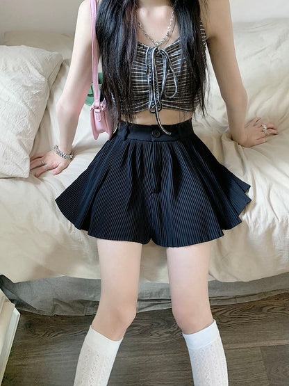 Black Pleated Stylish Buttoned Mini Skirt