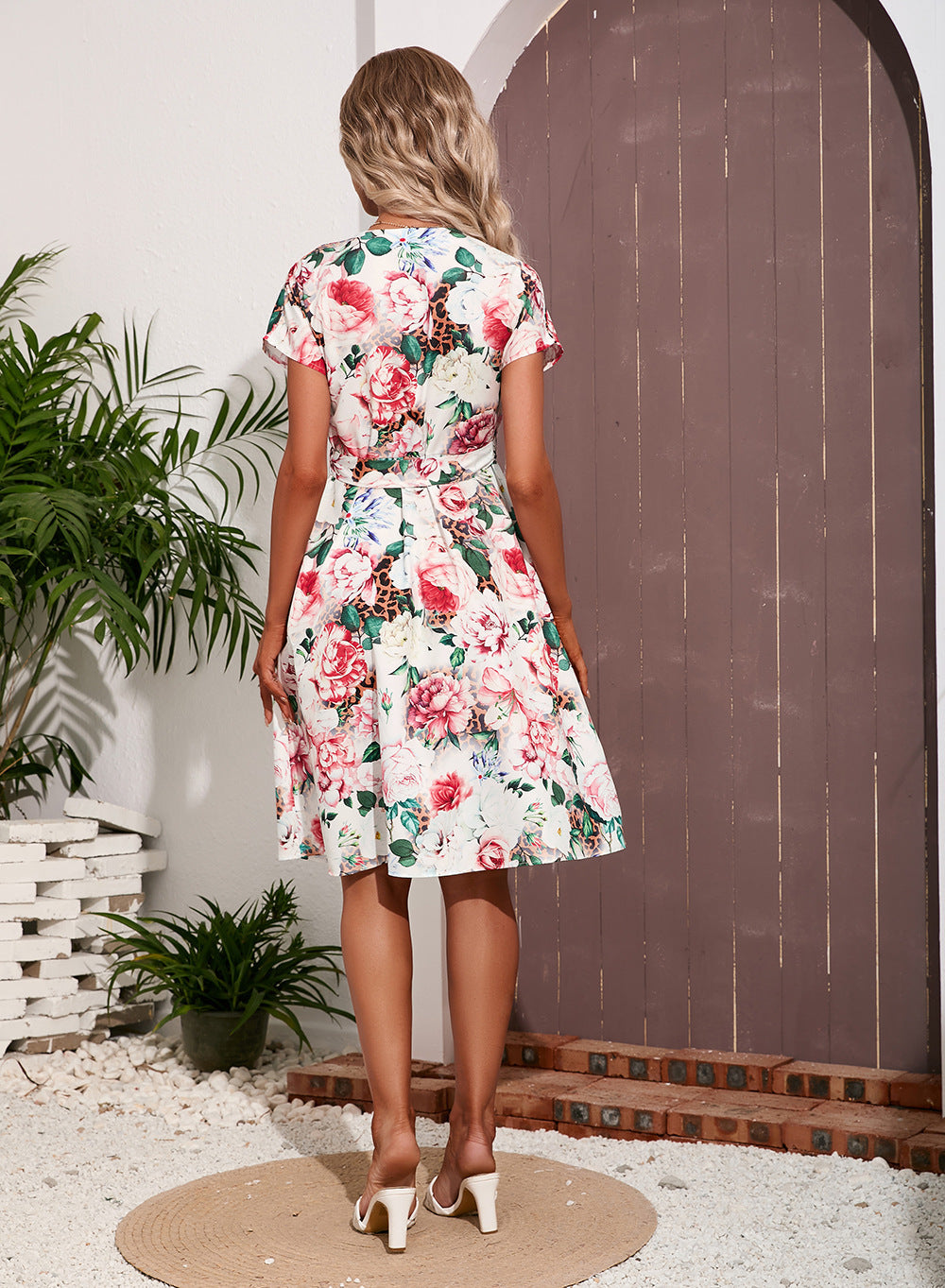 Summer Flowers Print Dress - Women's V Neck Belted Long Dress