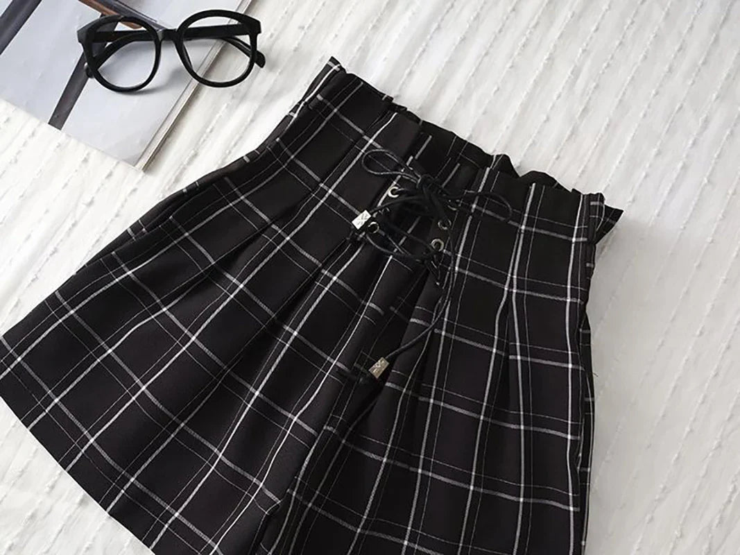 Cosybreezee - Women's Plaid High Waist Wide Leg Shorts