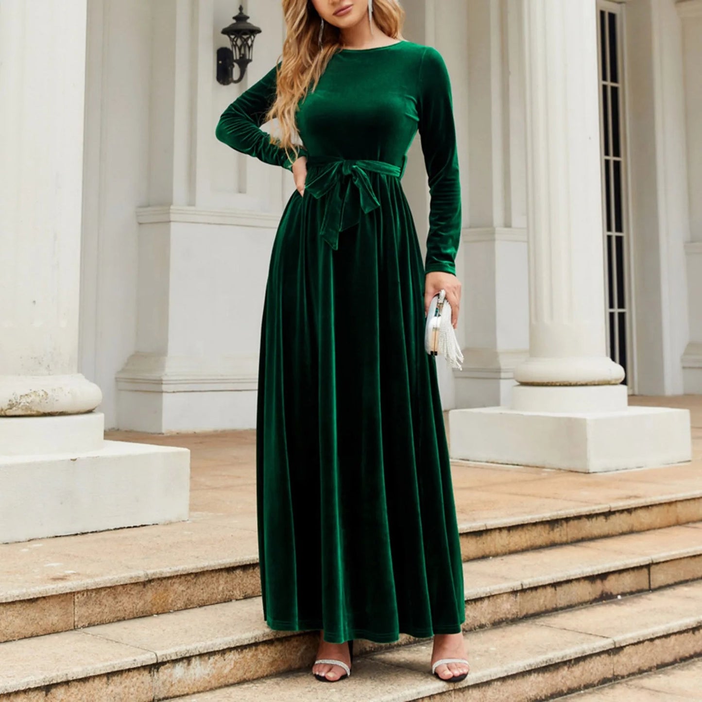 Autumn New Green Velvet Long Dress Elegant Vintage O-neck Lace-up Christmas Party Dress