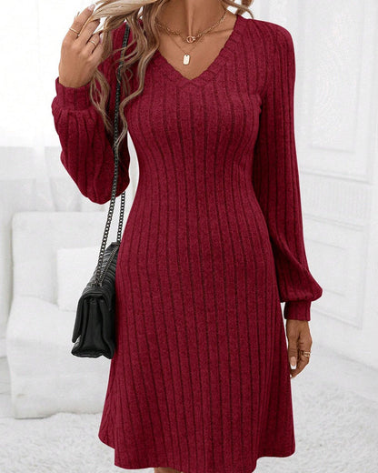 Ribbed V-neck Dress in Solid Color