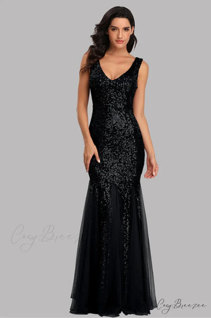 Adeline Sparkly Stylish Sequin Fishtail Gown S / Black