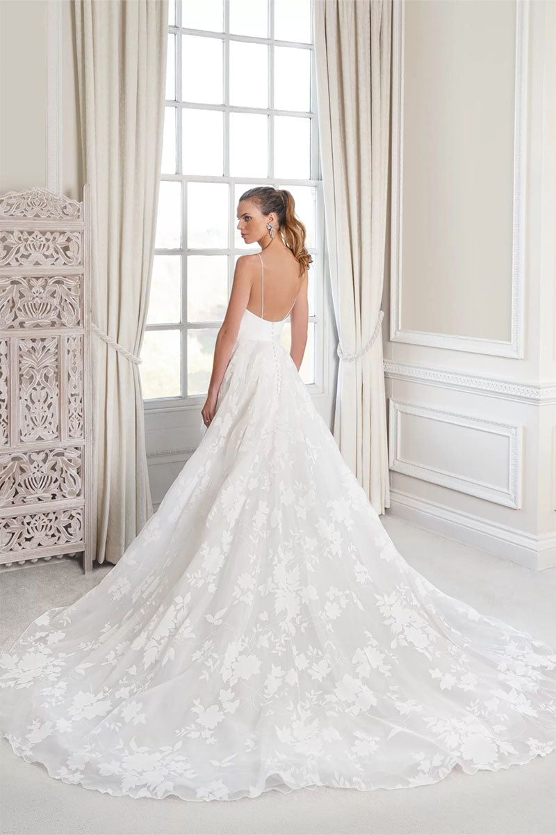 Alexandra Lace Graceful Wedding Dress