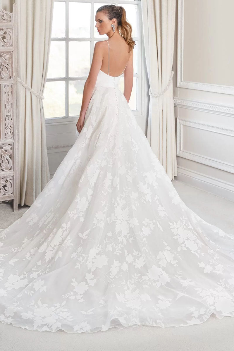 Alexandra Lace Graceful Wedding Dress