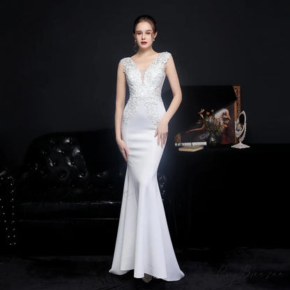 Amelia embroidered Stylish sequined fishtail dress WHITE / XS