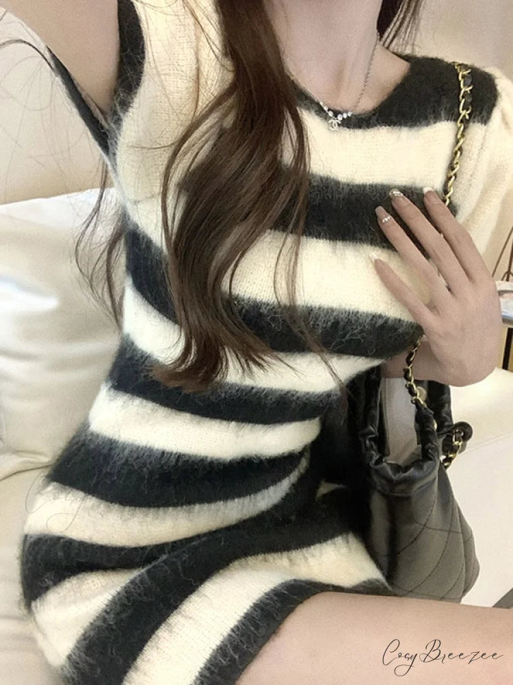 Arm Gloves Hollow Out Modern Star Crochet Knit Mini Dress Black / M