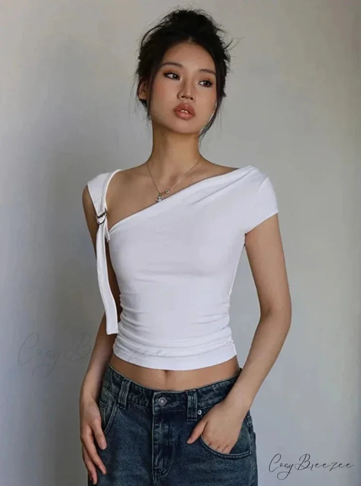 Asymmetric Strap Buckle Charming Sleeve Crop Top
