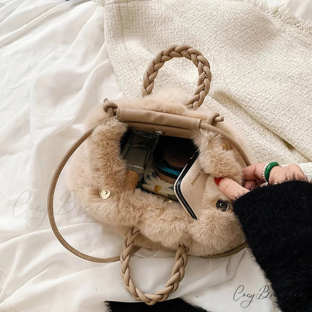 Autumn Winter Faux Fur Pleated Fashion Crossbody Handbag handbag-250126