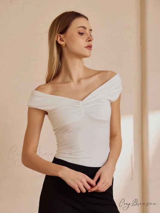 Basic Solid Graceful Off-Shoulder Top White / S