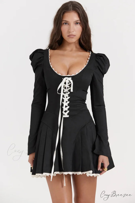 Black & Cream Charming Pleated Mini Dress XS / Black