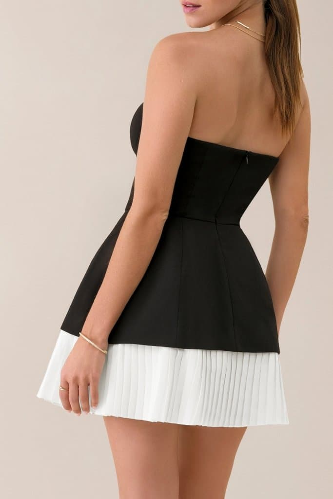 Black strapless Graceful a-line pleated minidress