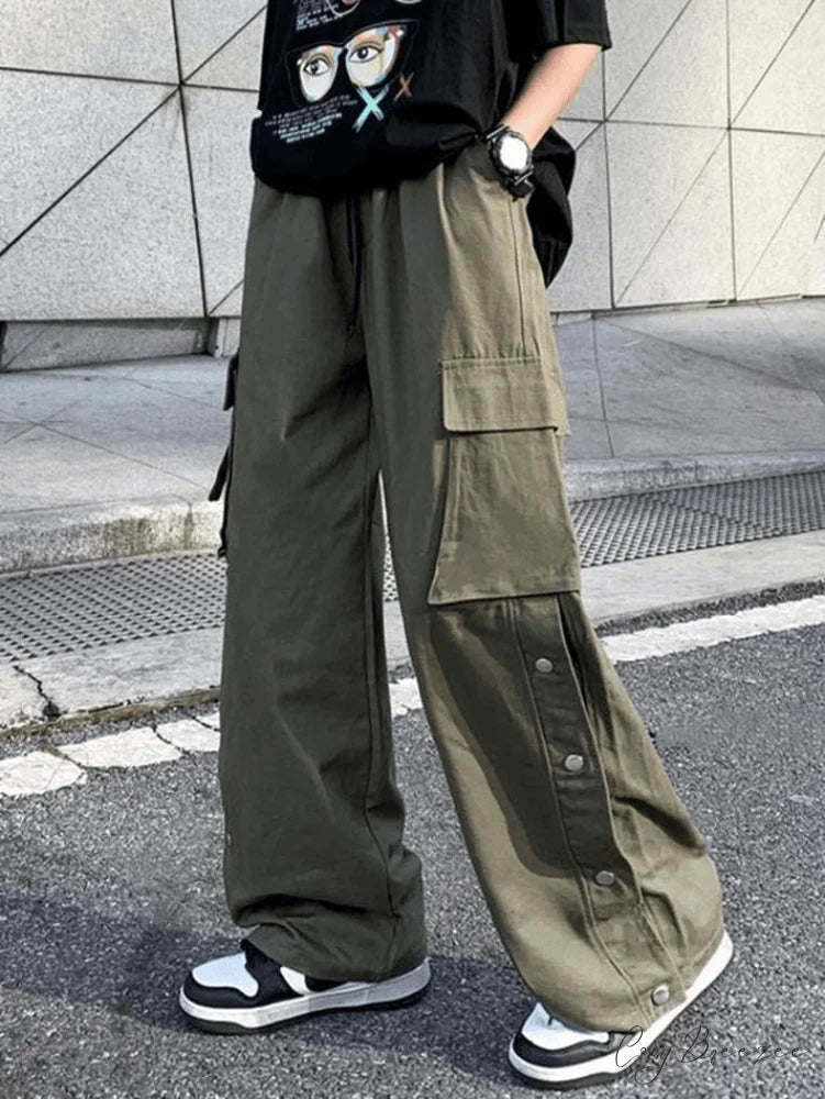 Buttoned Pocket Graceful Patch Cargo Pants