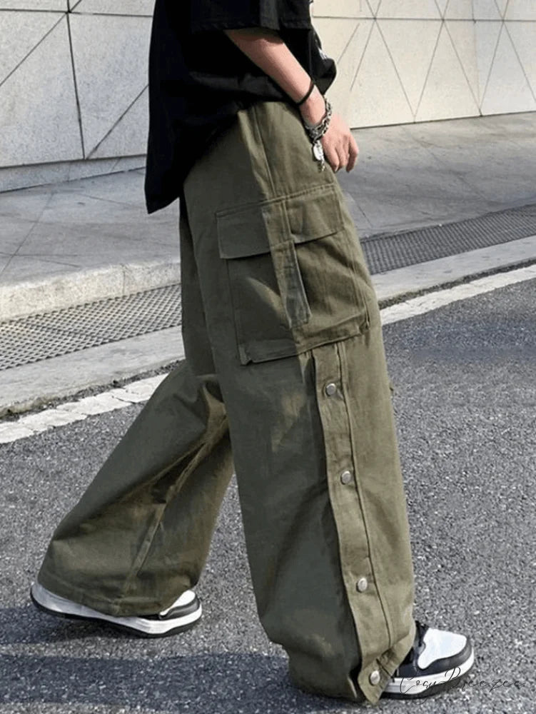 Buttoned Pocket Graceful Patch Cargo Pants