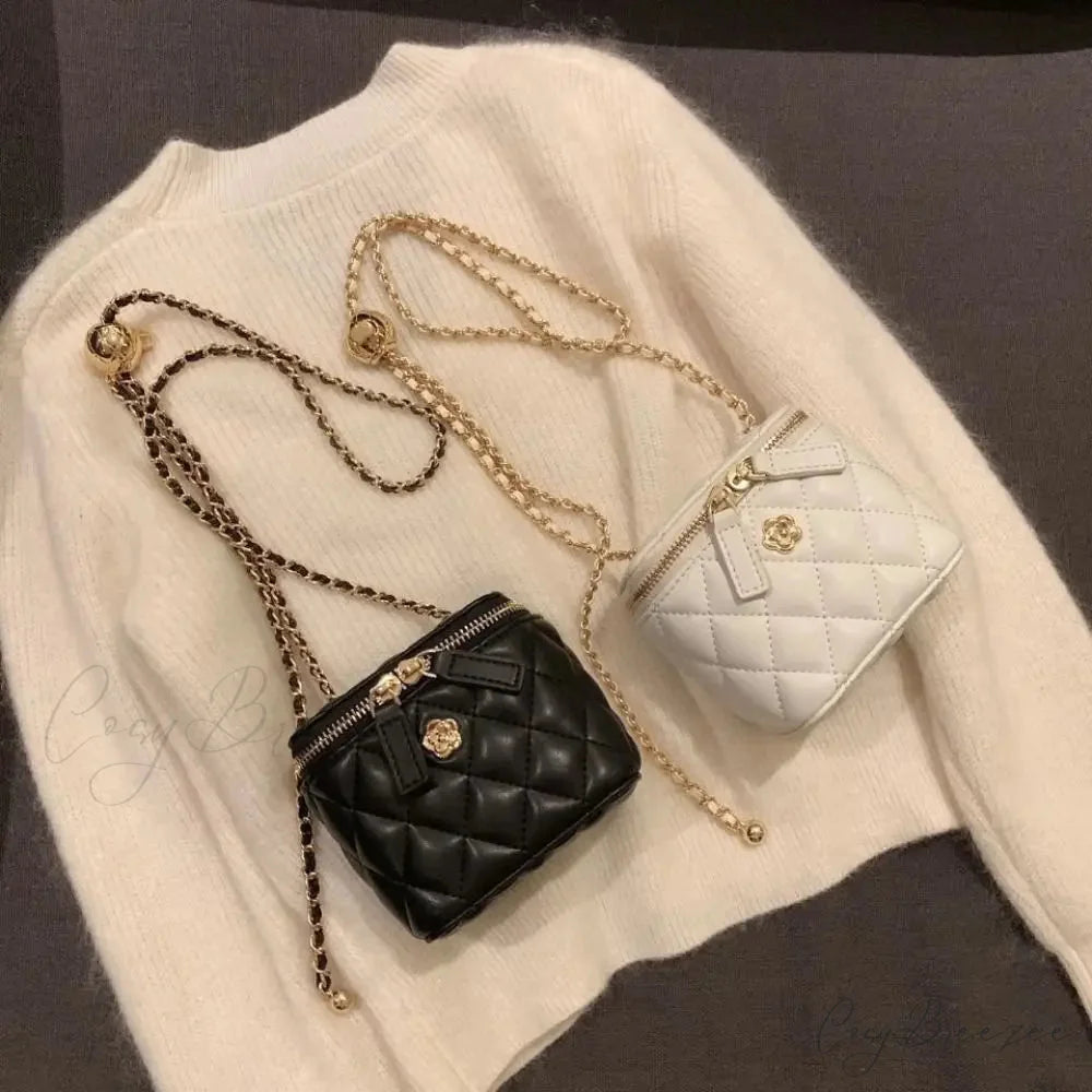 Camellia Rhombus Chain Bucket Crossbody crossbody-250126