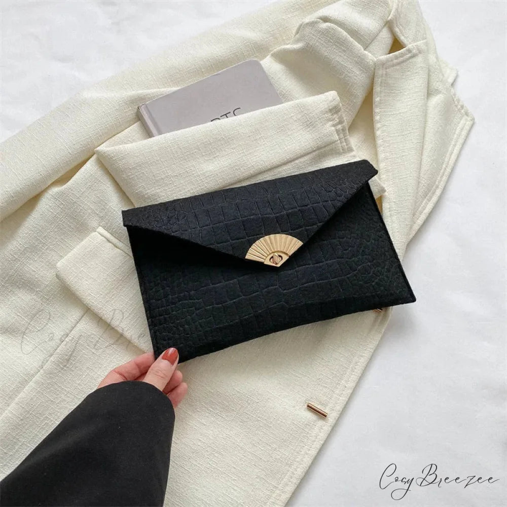 Casual Simple Felt Envelope Clutch Black wristlet-250126