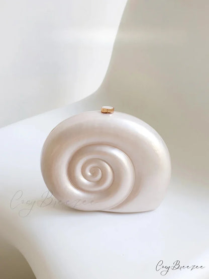 Chic Snail Shaped Acrylic Clutch SHELL clutchbag-250126