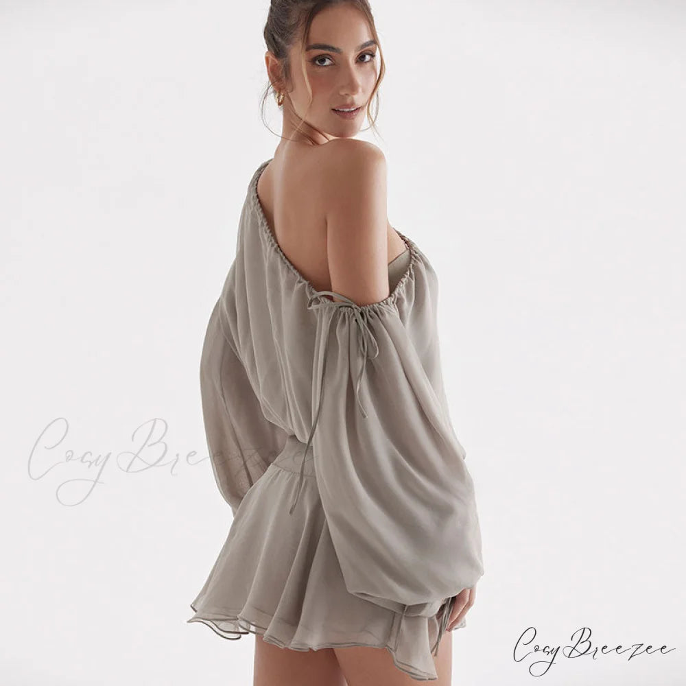 Chiffon Ruched Bishop Sleeve Modern Pointed Collar Shirt - White L / Gray