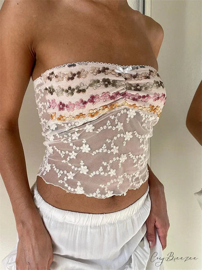 Classic Embroidery Flower Strapless Tube Crop Top croptop-250126