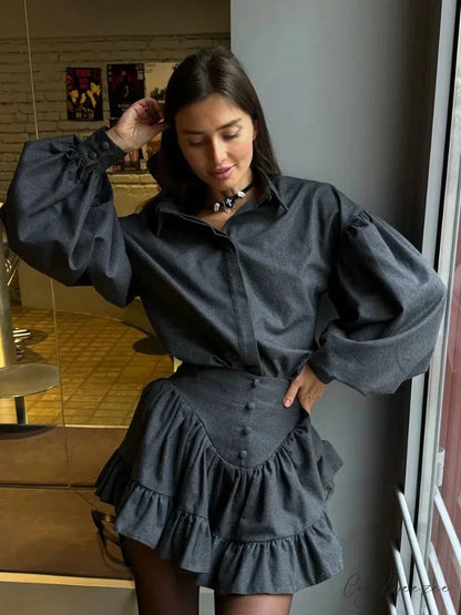 Classic Lapel Loose Bishop Sleeve Blouse blouse-250223
